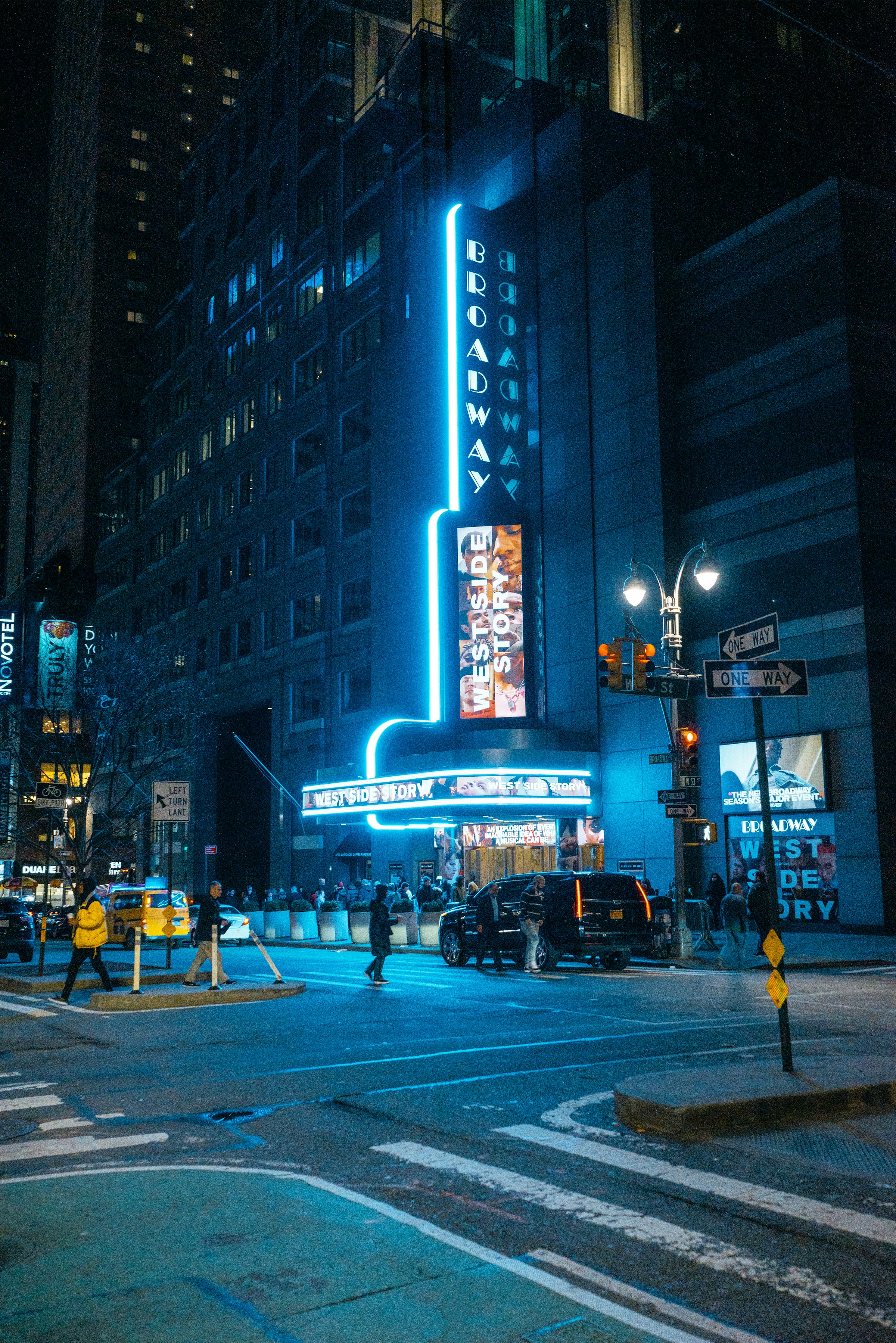 纽约百老汇剧院区夜景实拍